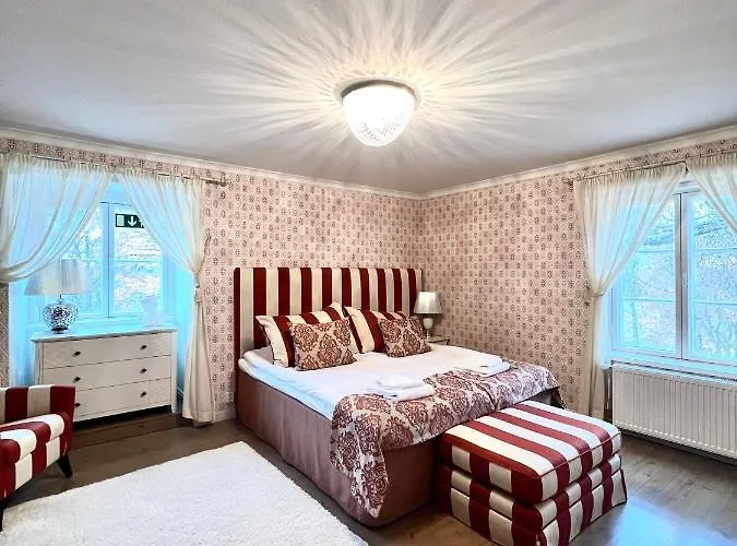 ホテル Mukkulan Kartano 4*